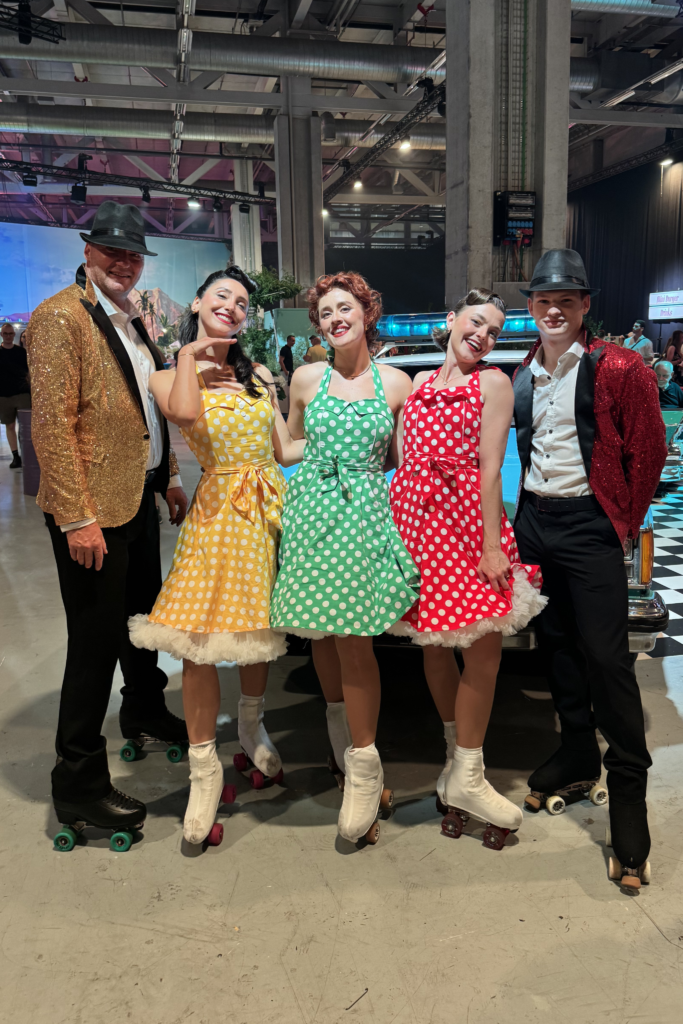 Rollerskate-promotion-jubiläum-rollschuh-schweiz-rollipop-show-50s-50er-pettycoat-polkadot